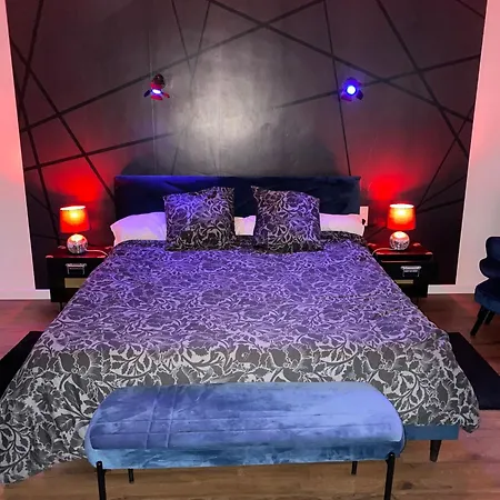 La Fermette A - Zen, Lit Double Avec Grand Bureau Donnant Sur Cour Au Carre Couette-café Achicourt